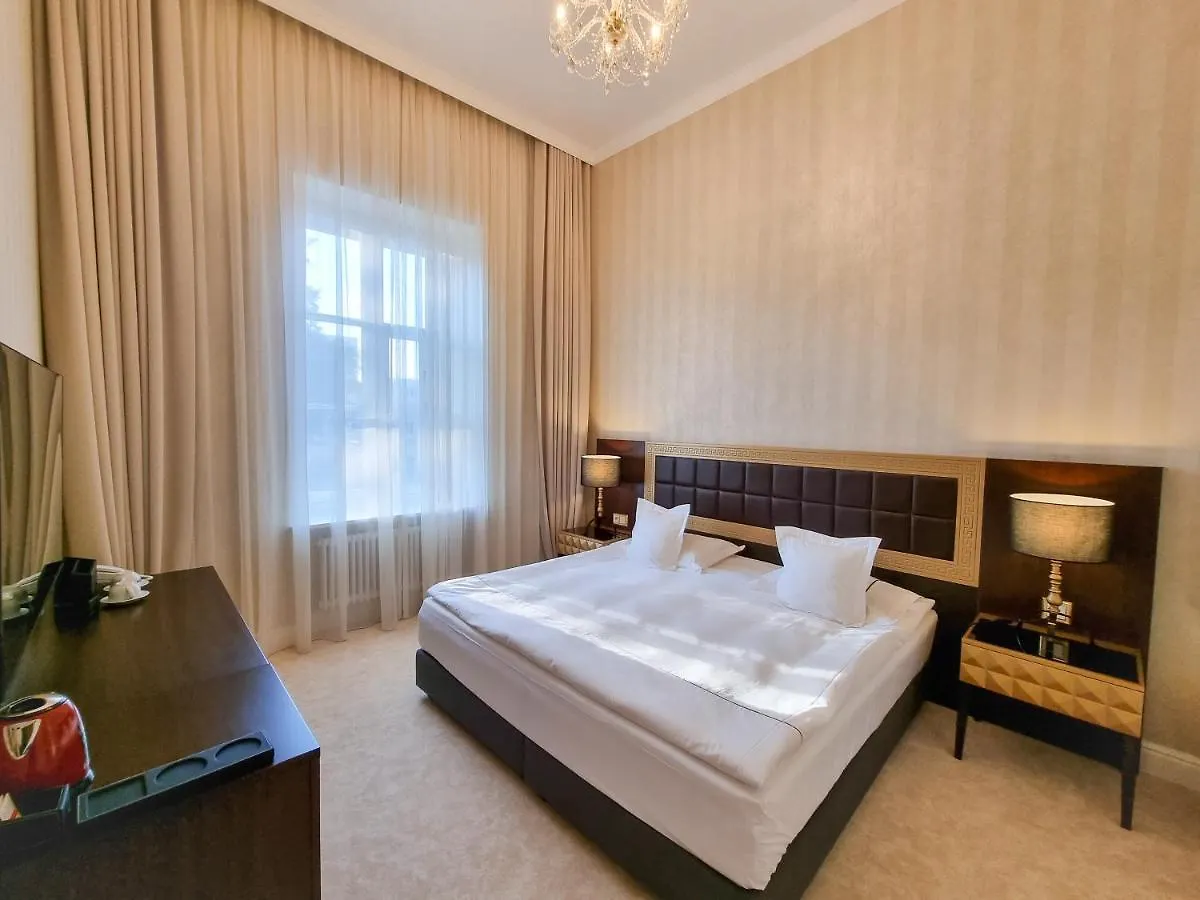 Tiffi Old Town Hotel Warsaw