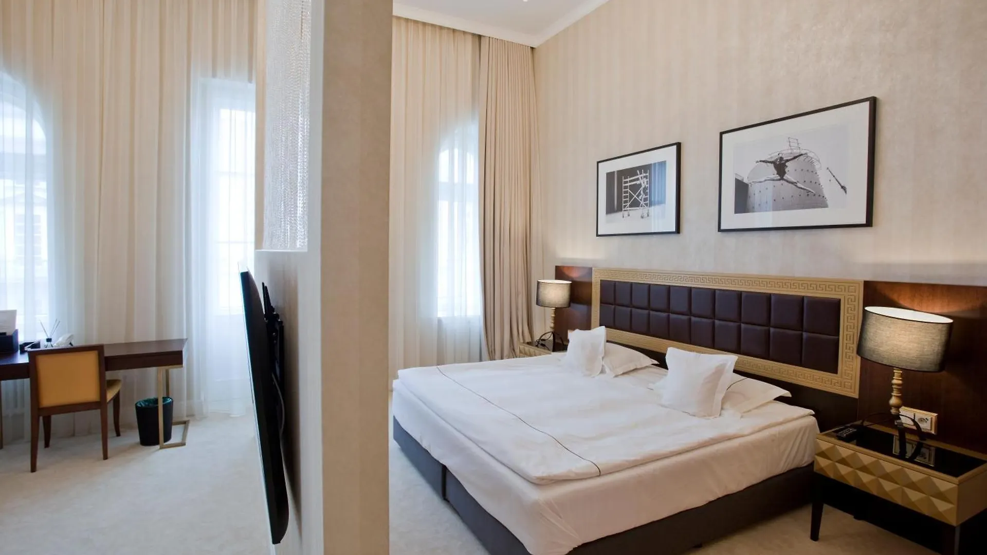 Aparthotel Tiffi Old Town Hotel Warsaw