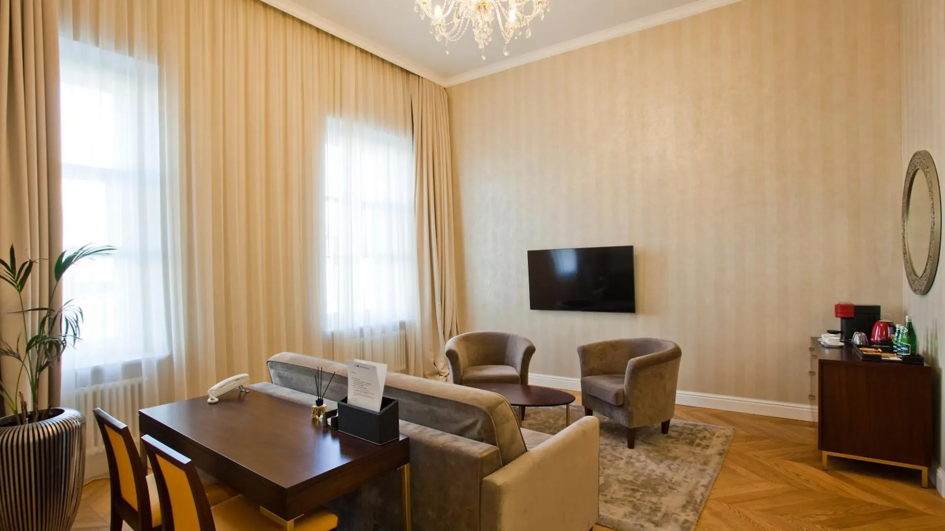 Tiffi Old Town Hotel Warsaw Aparthotel