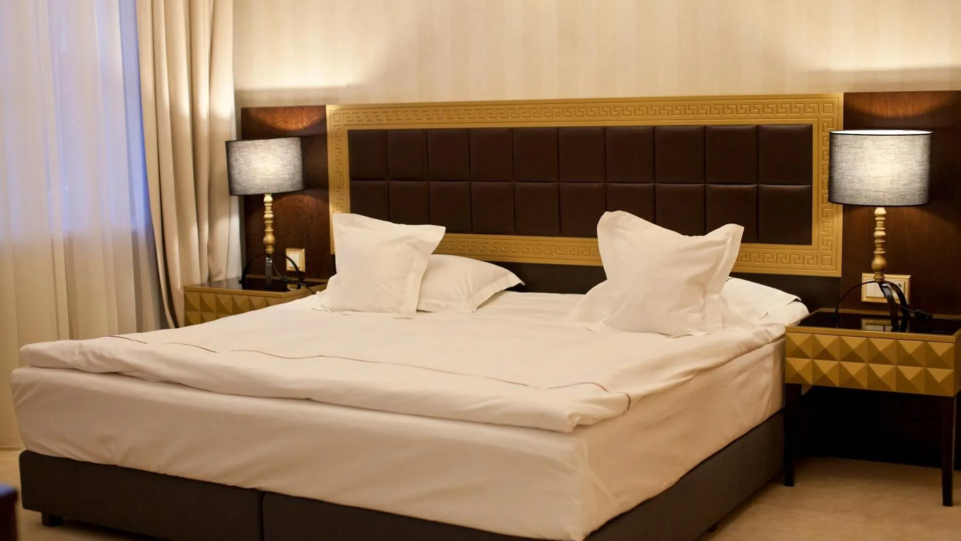 Tiffi Old Town Hotel Warsaw